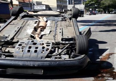 carro-iloveimg-resized