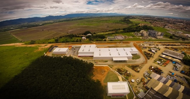 frente_fabrica_alstom-iloveimg-resized