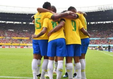 90702c82815d81975abb27b7b780a1fb