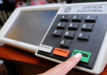 URNA-ELETRÔNICA