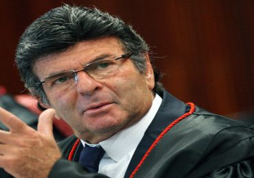 Ministro Luiz Fux preside sessão do TSE