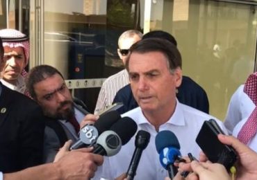Bolsonaro aciona Moro para ouvir porteiro que o associou a suspeito de morte de Marielle