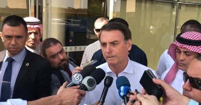 Bolsonaro aciona Moro para ouvir porteiro que o associou a suspeito de morte de Marielle