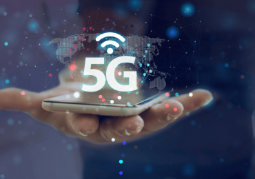 A Prefeitura de Taubaté, realizou a atualização da lei que trata sobre “Estação Transmissora de Radiocomunicação”. Tal medida busca a modernização da legislação vigente do município, para viabilizar o acesso da população taubateana a tecnologia 5G, e criar condições para atrair investimentos na área.

A atualização foi promovida pela Secretaria de Planejamento, através da Área do Plano Diretor e Gestão Democrática.

A legislação foi baseada no modelo disponibilizado pelo Governo do Estado de São Paulo e adaptada para as condições e necessidades do município, alinhado ao Plano Diretor e planos setoriais.

A minuta de lei agora será deliberada pela Câmara Legislativa.