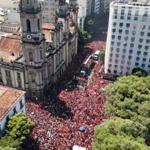 festa-flamengo-libertadores-rio-e1764525419682